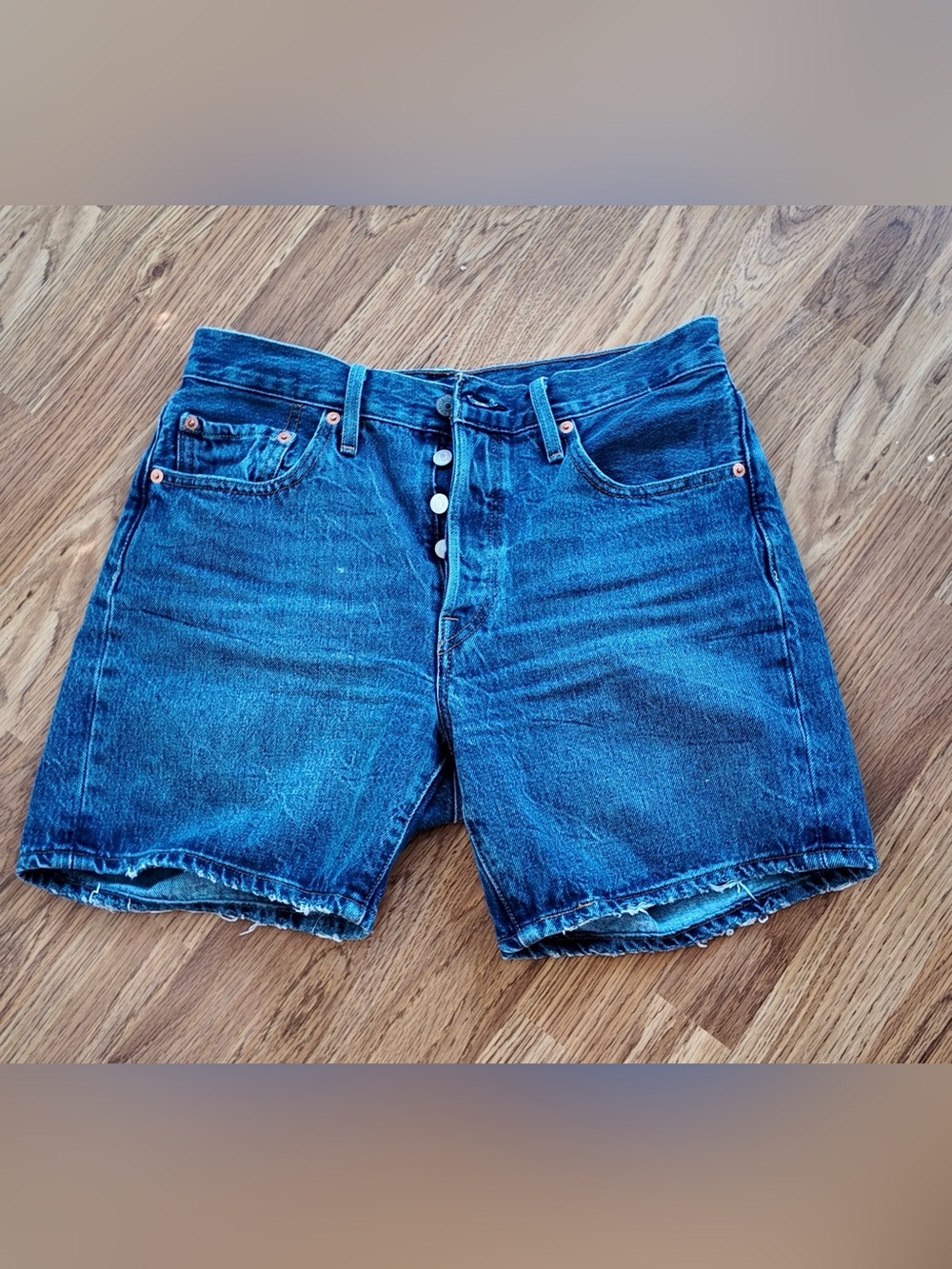 Levi’s Denim Shorts - Picture 3 of 7